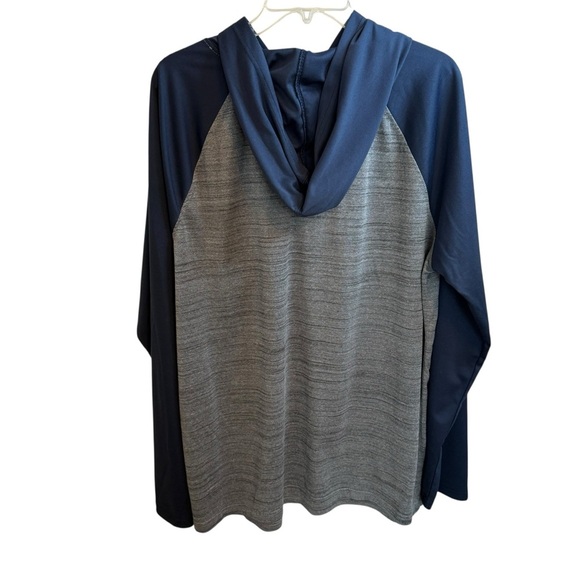 Tennessee Titans Blue and Gray Hooded Pullover Shirt - Picture 2 of 5